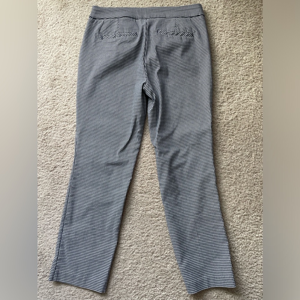 Capri Pants - Picture 3 of 3